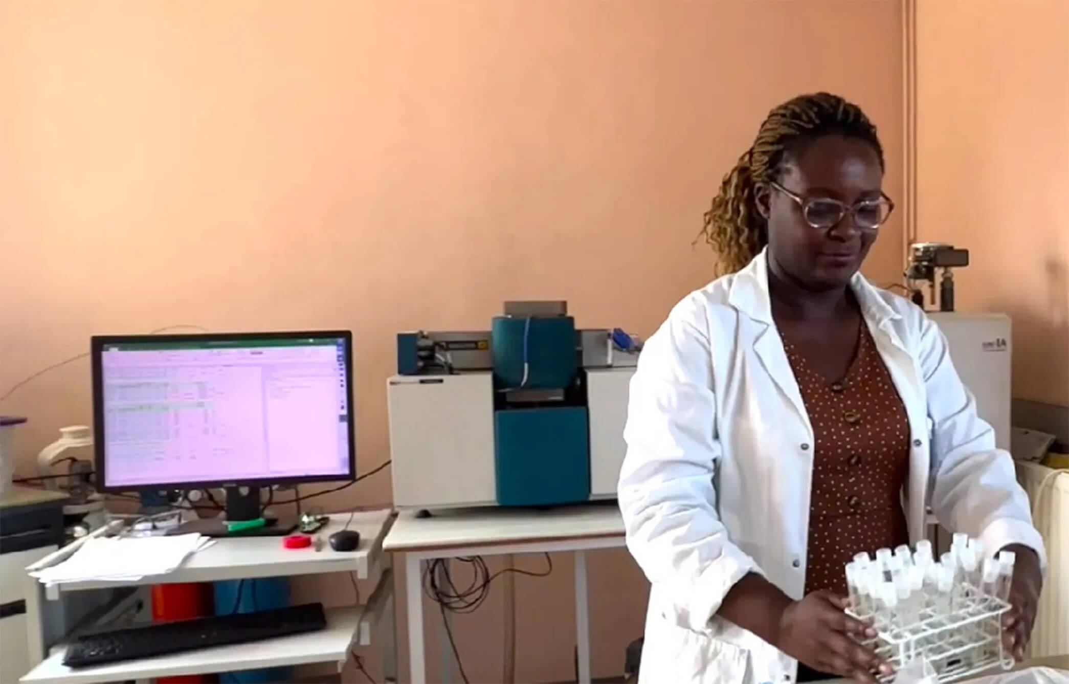 Anopa dans la presse